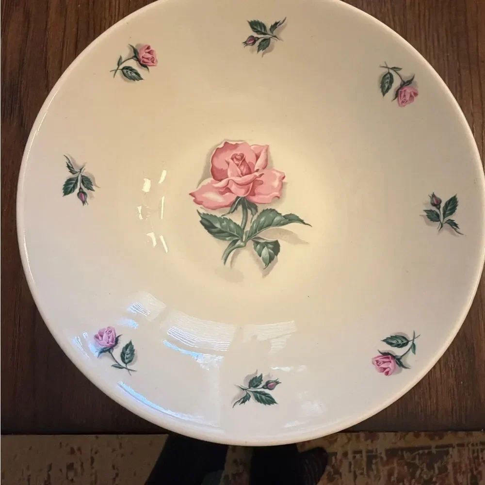 Rhythm Rose by Homer Laughlin 1950’s Cottagecore vegetable Serving bowl. Vintage